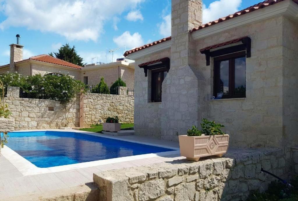 Heraklion Twins House - Private Pool Retreat Episkopi  Экстерьер фото