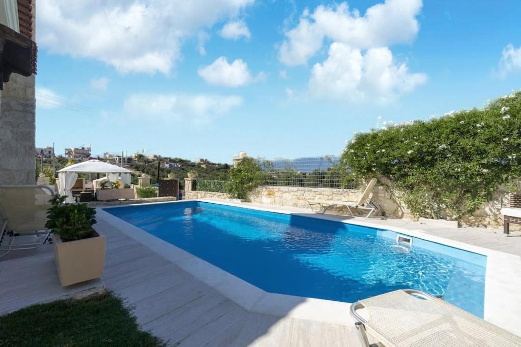 Heraklion Twins House - Private Pool Retreat Episkopi  Экстерьер фото