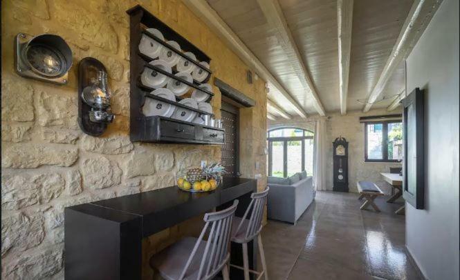 Heraklion Twins House - Private Pool Retreat Episkopi  Экстерьер фото