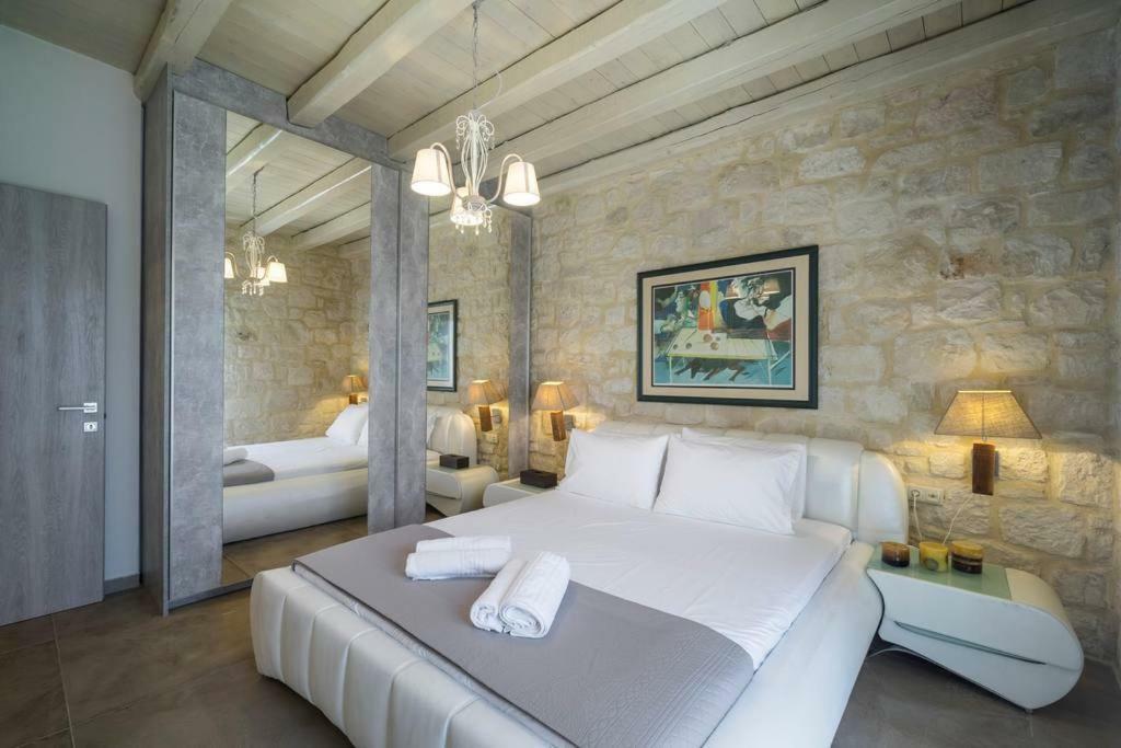Heraklion Twins House - Private Pool Retreat Episkopi  Экстерьер фото